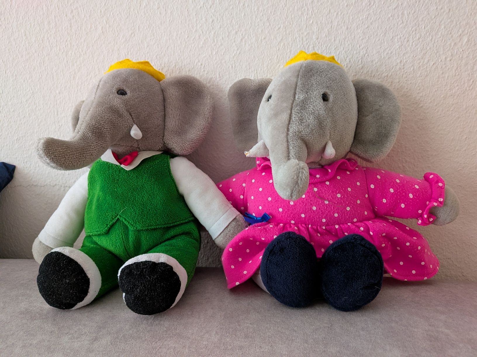 Spielzeuge: Babar und Céleste Plüschtiere  – Gebraucht aus Zürich von Lalelu011