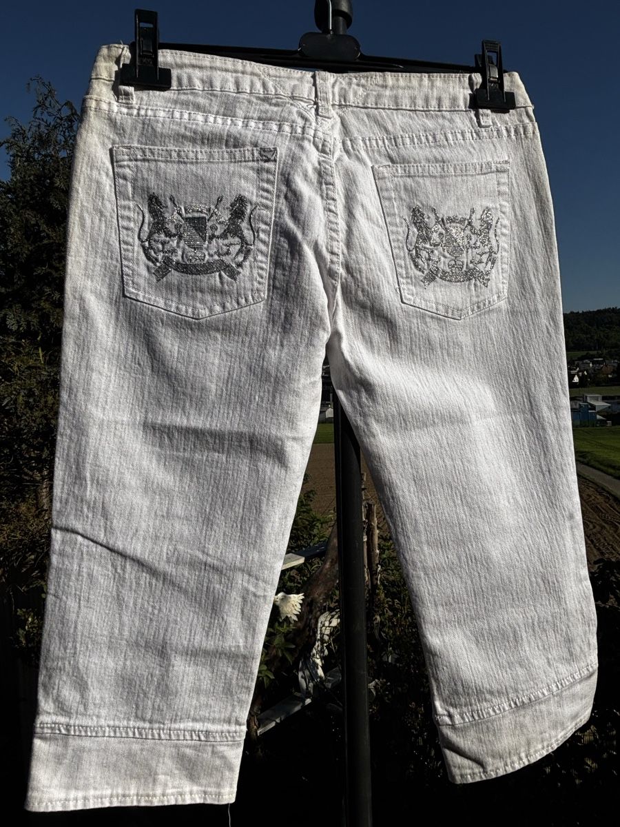 Pantaloni: Weisse Hosen  – Usato da Walterswil SO venduto da Sunshineyupi 1