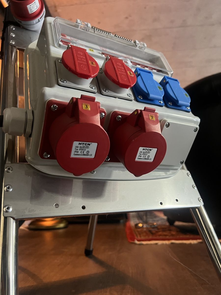 Elettrotecnica: Stromverteiler / Baustromverteiler – Nuovo (secondo la descrizione) da Weiningen Tg venduto da rsi_8zqq 3