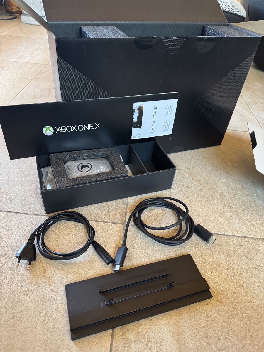 Microsoft Console: Xbox one x projet scorpion – Usato da Fully venduto da rafwe 8