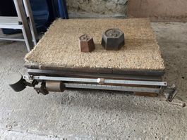 Waage mit Gewichten 1kg und 2kg RARITÄT