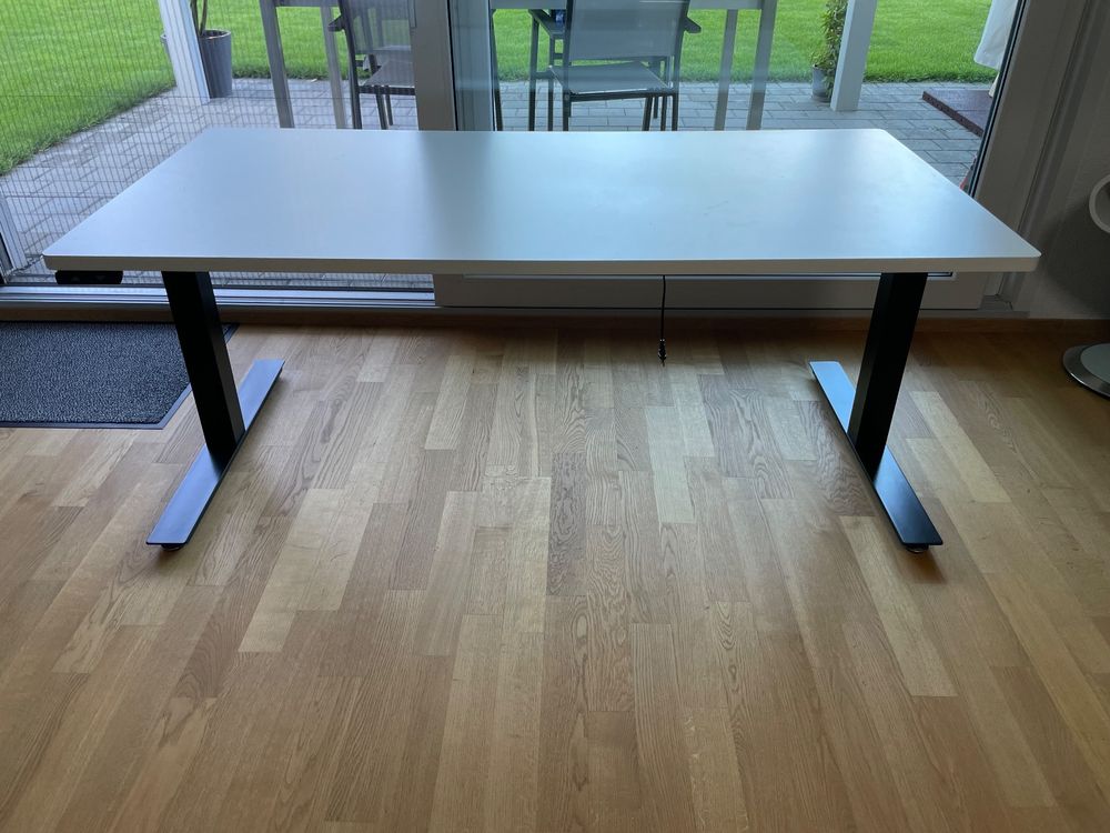 Wunderschone Hohenverstellbarer Schreibtisch Gebraucht Fotos