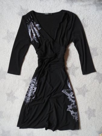 sehr schöners DESIGUAL Damen Kleid Gr XS