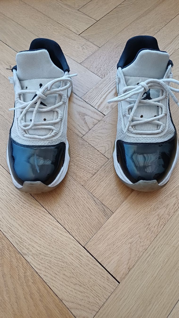 Jordan Herrenschuhe: Air Jordan 11 low concord – Gebraucht aus Genève von njia 1