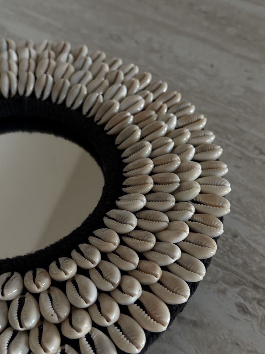 Specchi: Kleine Spiegel mit Muscheldetail – Nuovo e nell'imballaggio originale da Romanshorn venduto da pea_77kf