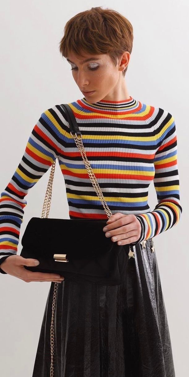 Taschen für Damen: Schwarze Veloursledertasche – Gebraucht aus Effretikon von Lunaaa_ 2