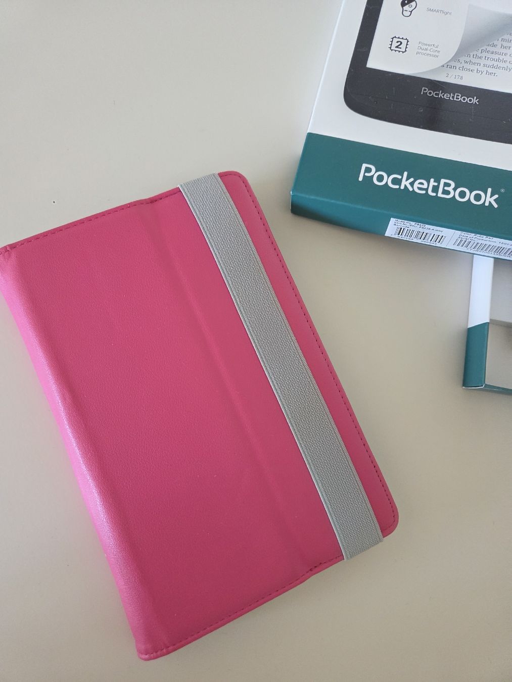 Bücher: ereader Touch Lux 5 – Gebraucht aus Lausanne von fashionistagirlie 3