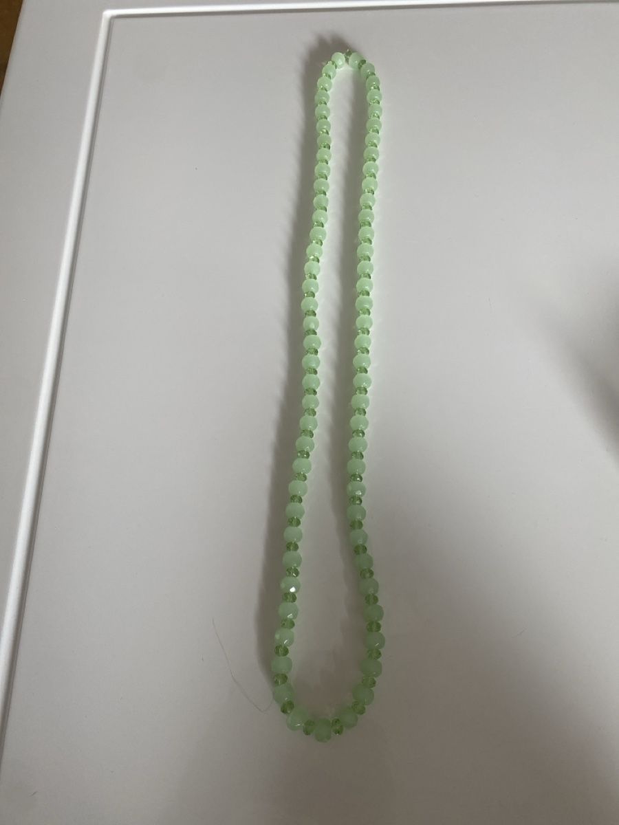 Catenine: Grüne Perlenkette, auffällig, elegant echte Jade 1 m – Nuovo (secondo la descrizione) da Läufelfingen venduto da Alles_Garantie