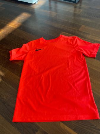 Nike Sport T-Shirt 147-158 Dry Fit