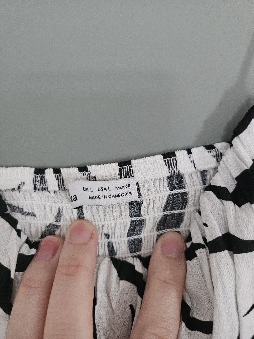 Bershka Vestiti: Robe zèbrée neuve – Nuovo e nell'imballaggio originale da La Tour-de-Peilz venduto da mar_2r26 1