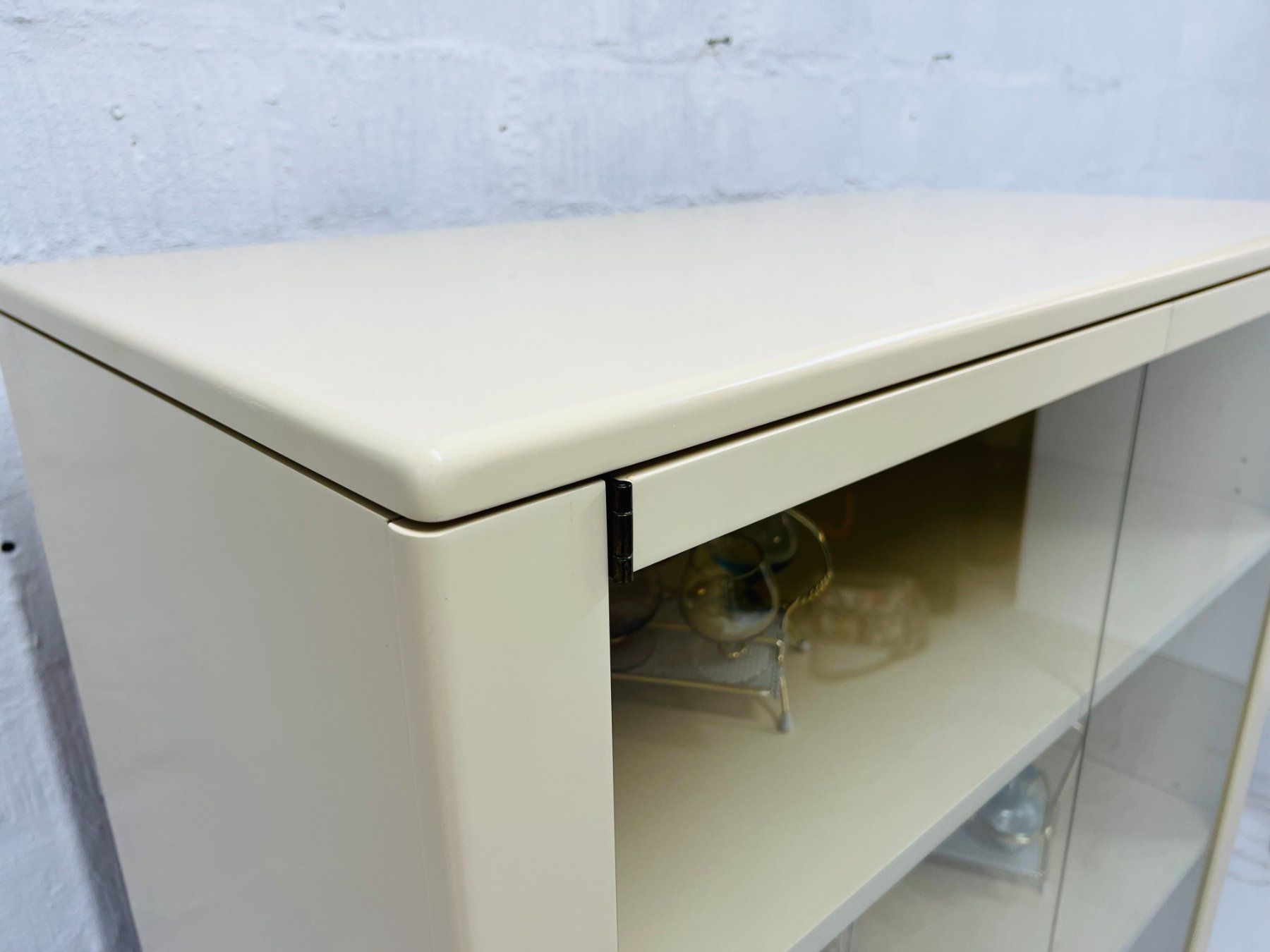 Interlübke Scaffali: Vintage Vitrienenschrank I Interlübke – Usato da Walzenhausen venduto da stilvollwohnen 7