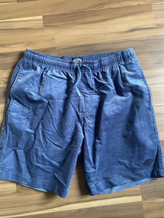 Billabong Shorts, Grösse M (neu)