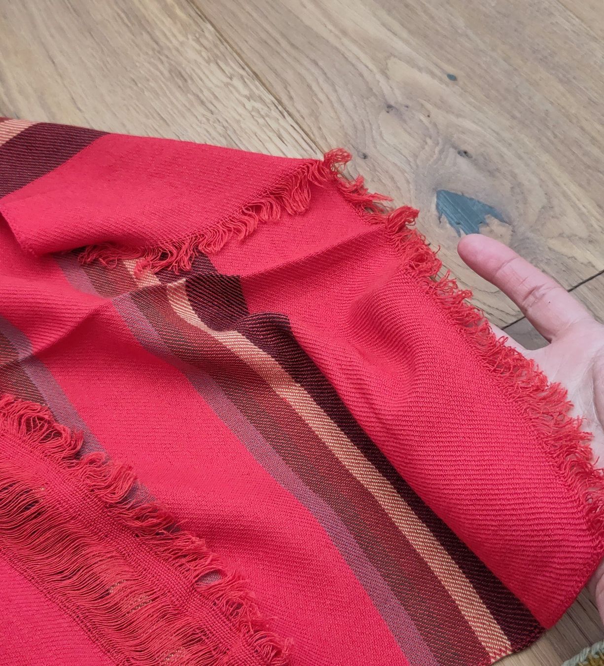 Foulard & Sciarpe: roter Schal – Nuovo (secondo la descrizione) da Winterthur venduto da Kikoroto 4