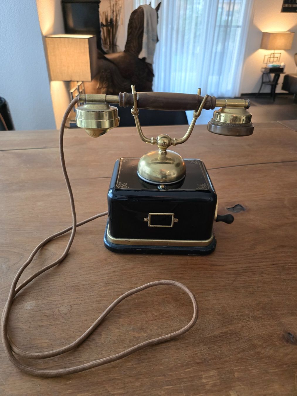 Telefone: Antikes Telefon Protos – Gebraucht aus Hüntwangen von Scarciglias-Antiques