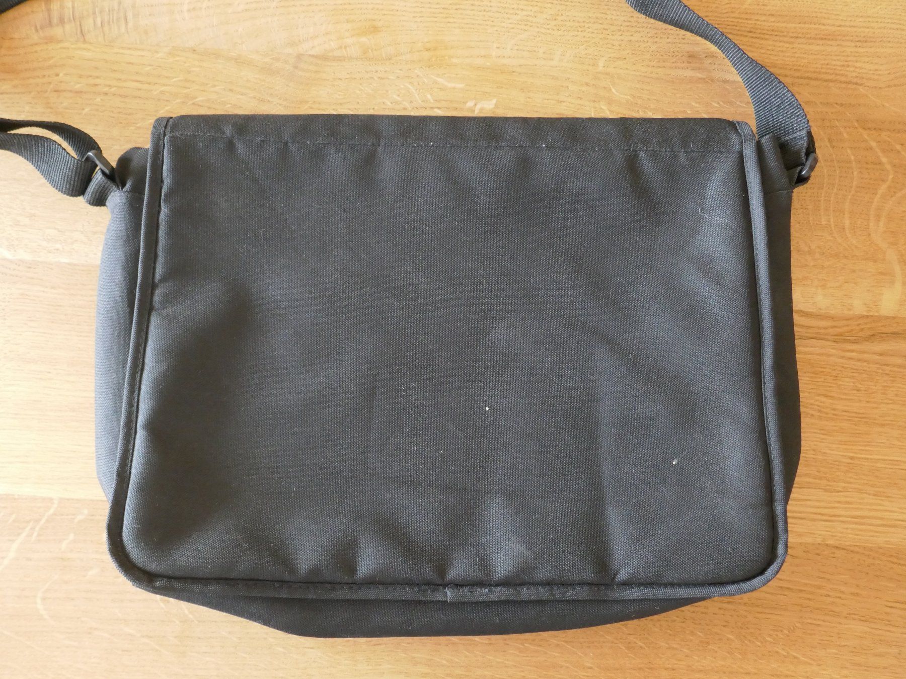Borse: Laptop Tasche – Usato da Stäfa venduto da koopjesnu 2