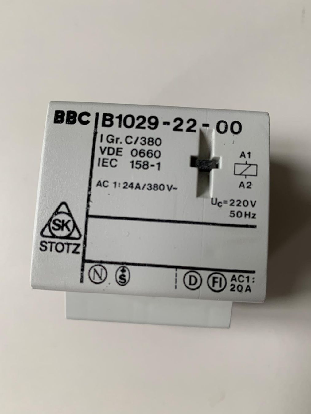 Schalter: Stotz BBC B1029-22-00 AC1: 24A – Gebraucht aus Münchenstein von Licontrol 5
