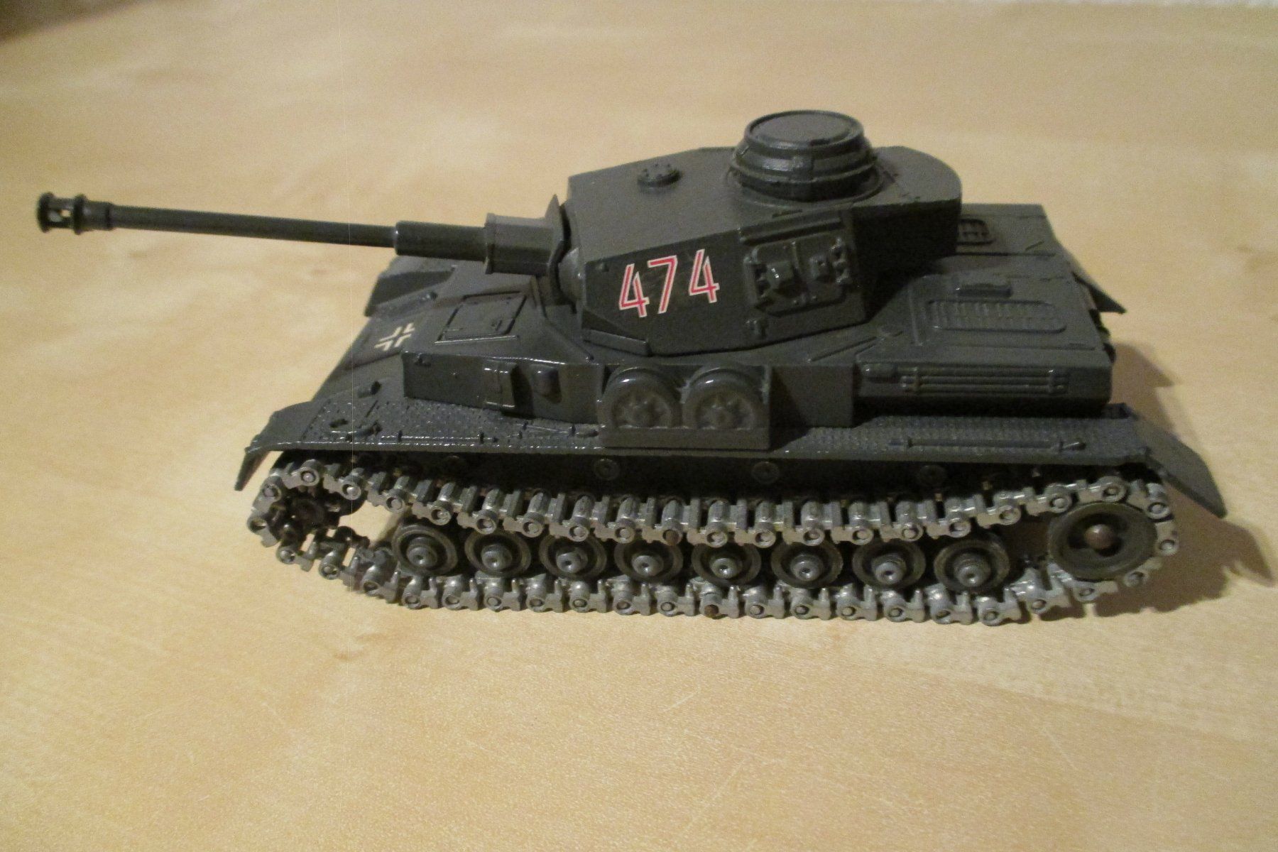 Kit di modellismo & Modellini statici: 2. Weltkrieg Deutsche Kampfpanzer Panzer IV SD KFZ 161 – Nuovo (secondo la descrizione) da Lützelflüh-Goldb venduto da wli_9wqr