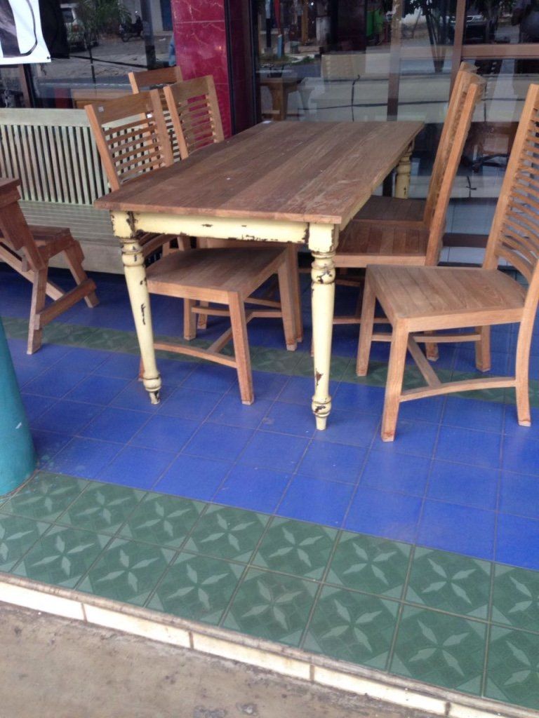 Set di tavolo e panche: SET Sitzgruppe Esstisch Sitzgarnitur Küchentisch Holztisch – Nuovo e nell'imballaggio originale da Daisendorf venduto da Wohn-Kult 2