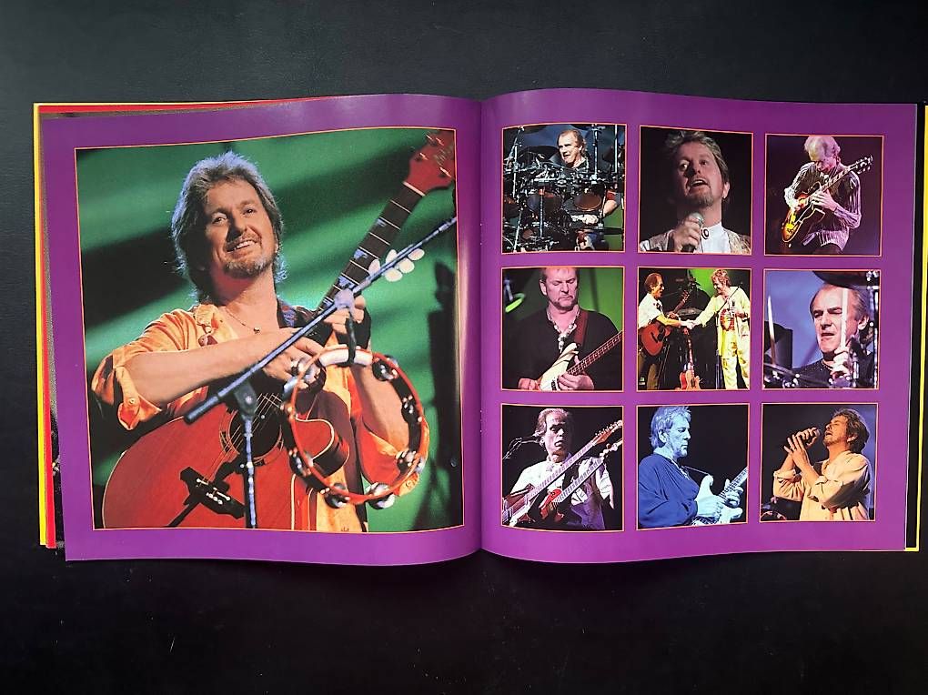 Zeitschriften & Magazine: YES - Symphonic Tour 2001 Tour Programm – Gebraucht aus Buchs SG von schotterpilot 1