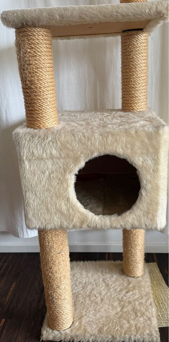 Katzenbaum - Kratzbaum: Katzenbaum – Gebraucht aus Zug von Loribeka