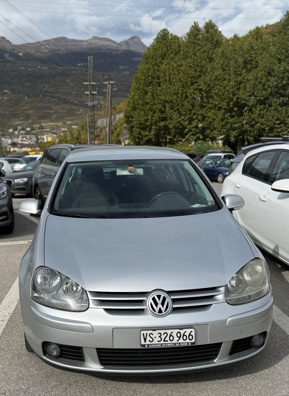 VW Autos: VW Golf 5 1.6 FSI SL – D'occasion à Sion par MK_66 1