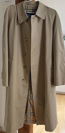 Burberry Mantel