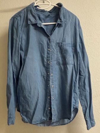 Jeanshemd / Jeansbluse hellblau, Gr. XL, Top Zustand! (Ar)
