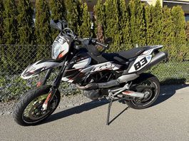 KTM smc 690 