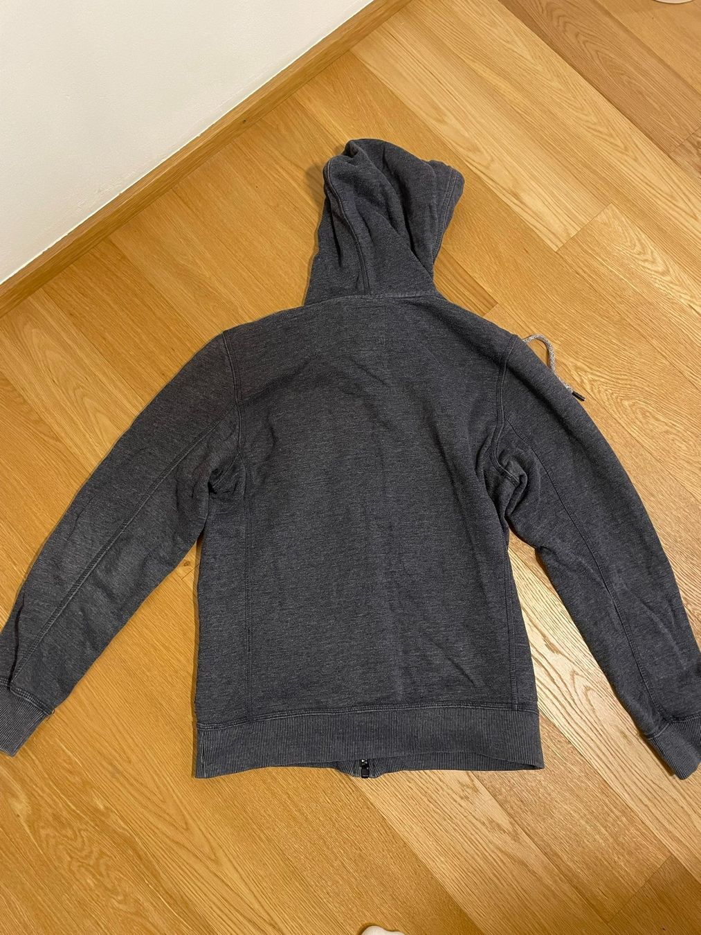 Tom Tailor Pulls & Sweat-shirts: Tom Tailor Kapuzenpullover Grösse M – D'occasion à Bottmingen par oskarsgm 2