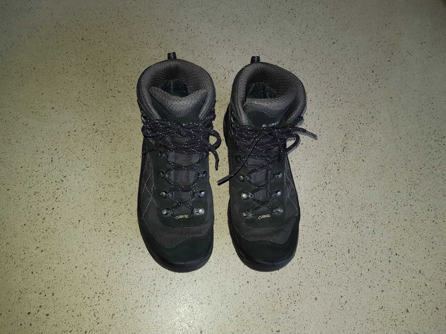 Lowa Scarpe da uomo: Lowa Taurus GTX Wanderschuh Grösse 41 – Usato da Basel venduto da Birs868 1