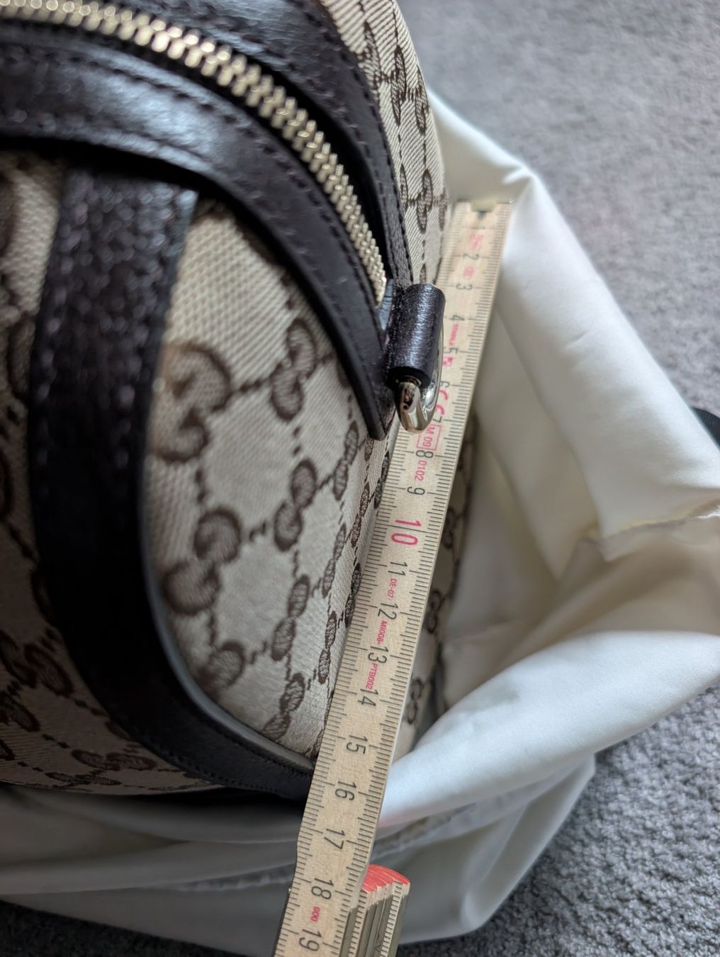 Gucci Borse da donna: Gucci Boston Bag Biene Vintage Web Medium GG – Nuovo (secondo la descrizione) da Merenschwand venduto da lorelei-05 7
