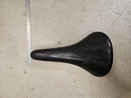 Selle Italia Velo-Sattel, schwarz, gut erhalten