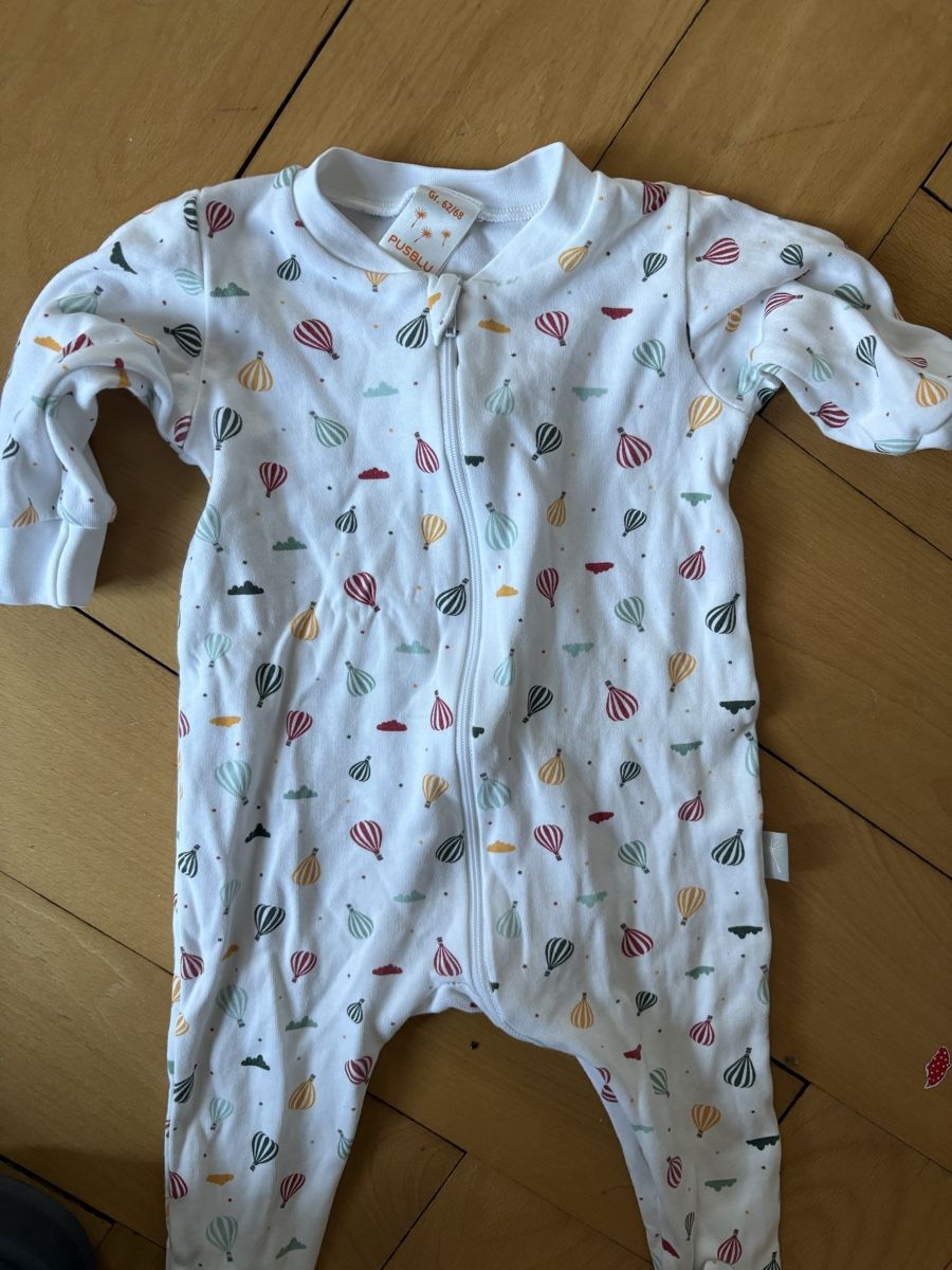 Pyjamas & Ähnliches: Schlafanzüge div. 62/68 – Gebraucht aus Zürich von mei_rld5 3
