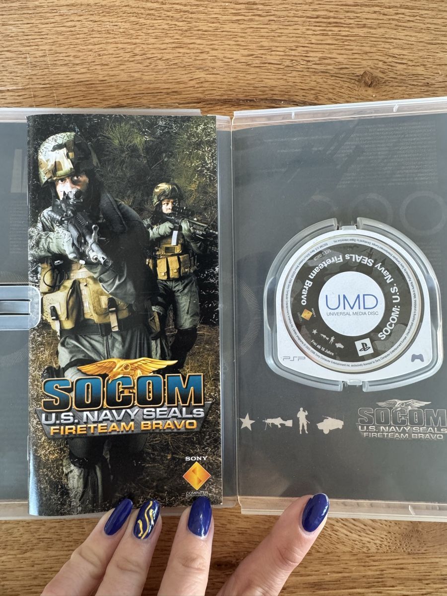 Giochi: SOCOM U.S. Navy Seals Fireteam Bravo - PSP – Usato da Aarau venduto da faXse 1