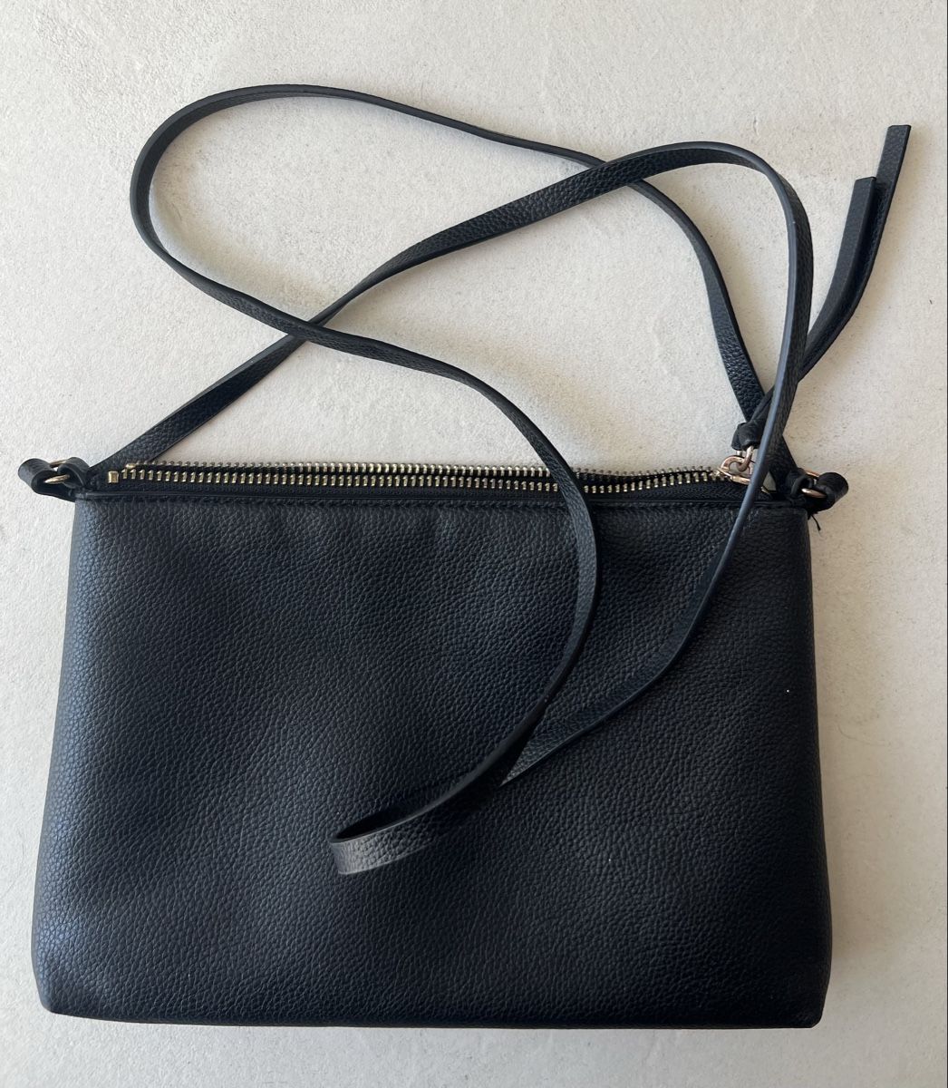 H&M Sacs femmes: H&M Handtasche Schwarz – Neuf (Voir description) à Bern par ell_6vxc 4