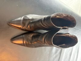 Stiefelette der Marke Tamaris, Gr. 37, Absatz 8 cm