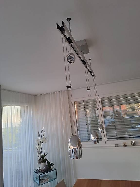 Lampade: LAMPE  mit  SPOTLICHT – Usato da St. Gallen venduto da kratzki01