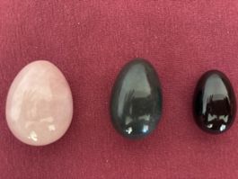 Lot de 3 Œufs JADE vert et noir et QUARTZ rose