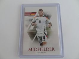 FUTERA Unique Toni Kroos Parallel 05/10 Card
