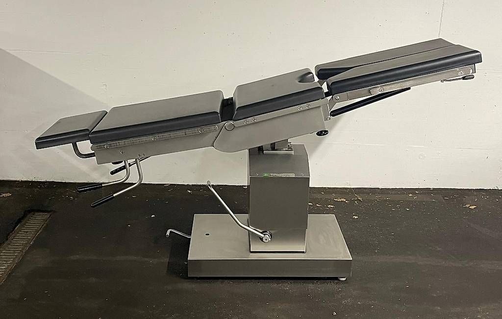 Tavoli: OP-Tisch Schmitz Medi-Matic – Usato da Meggen venduto da inf_sj2l 1