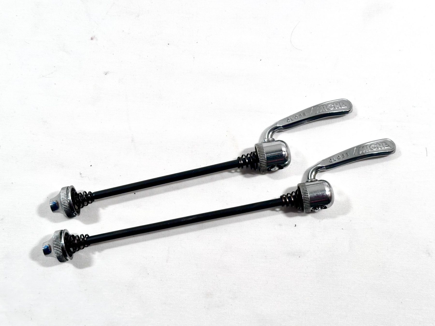 Pezzi di ricambio: MICHE Vintage Schnellspanner Set V+H 159 Gramm – Usato da Luzern venduto da bikeandbeltcom