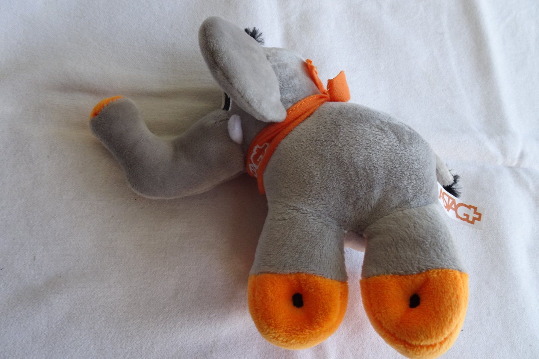Spielzeuge: Plüschtier Elefant Astag – Gebraucht aus Strengelbach von schmetterling20