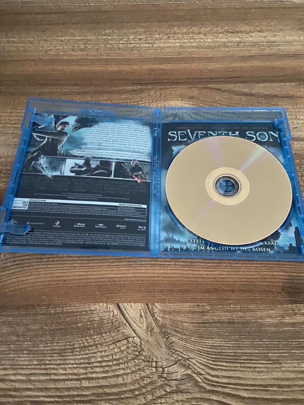 Tutti i DVDs: Seventh Son Blu-ray in Top Zustand! – Usato da Hasle LU venduto da P89erni01 3