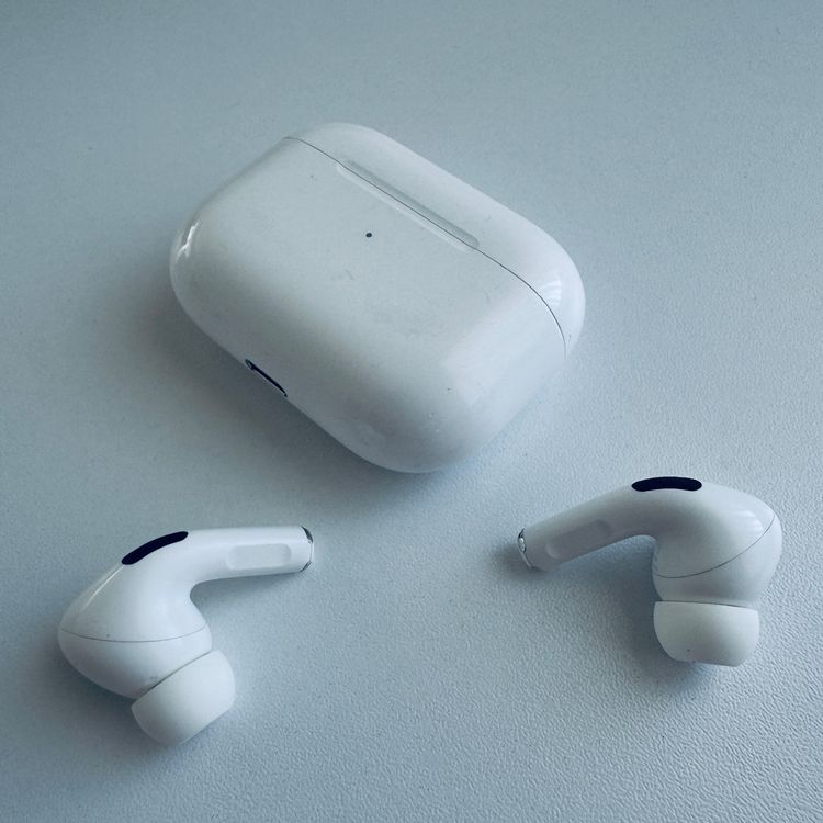 Apple Kopfhörer: Original Apple AirPods Pro 1 Gen. Wireless USB-C Kabel – Gebraucht aus Basel von MY.AIRPODS.SHOP 6