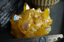 Bergkristall mit Hammerschlag Bedampft   Aqua Gold