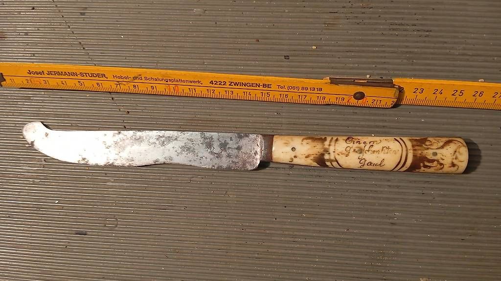 Posate: Karbonstahl Messer 18 jhd – Usato da Basel venduto da Petergunn 1