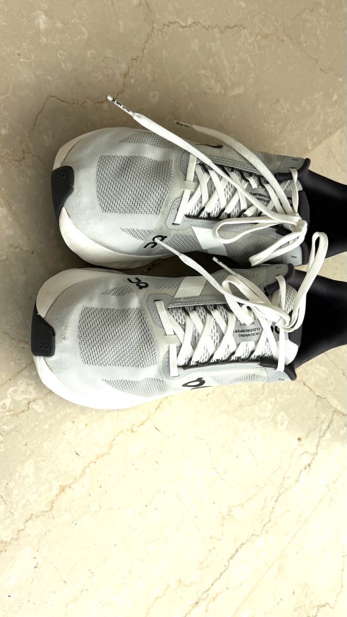 On Herrenschuhe: ON running, cloudsurfer next, swiss engineering, eu 40 – Gebraucht aus sargans von lnoa 3