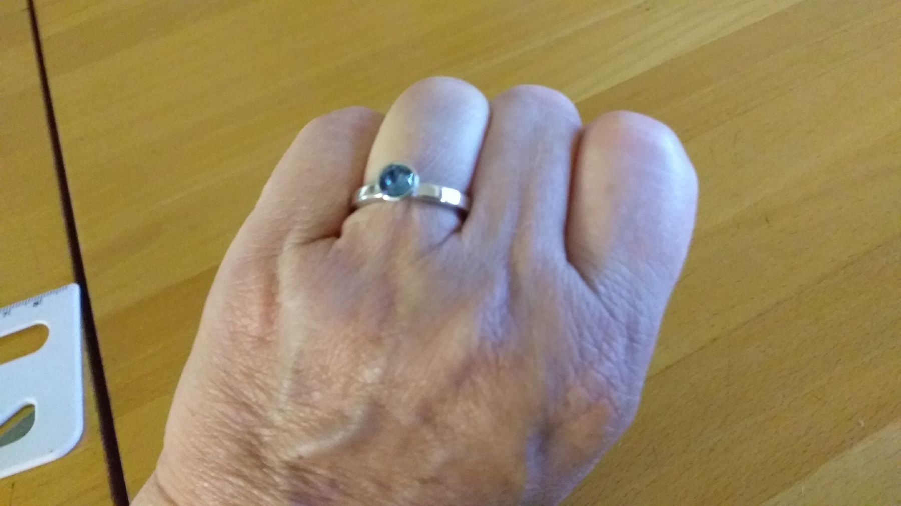 Guess Ringe: Guess Ring – Neu (gemäss Beschreibung) aus Wünnewil von 04Blume