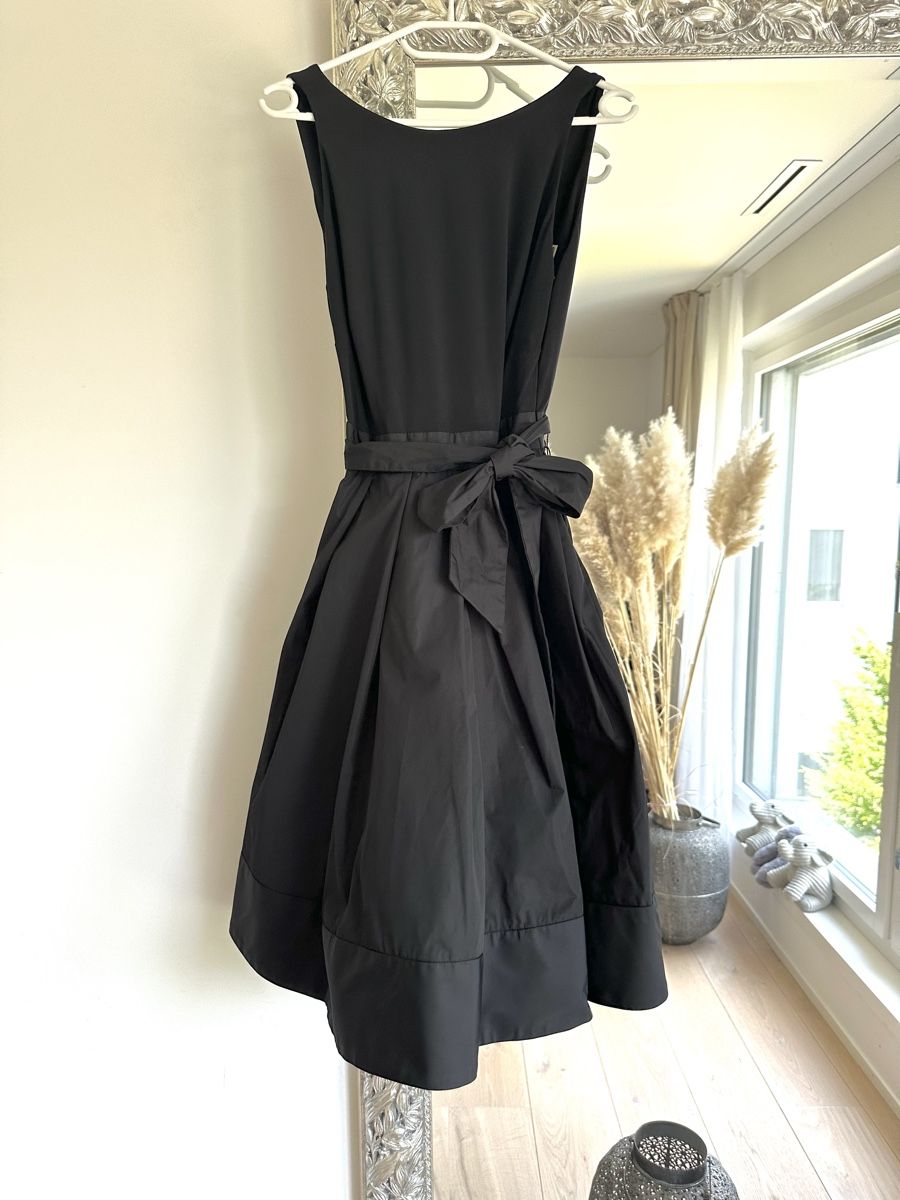 Ralph Lauren Vestiti: Kleid schwarz Ralph Lauren NEU – Nuovo e nell'imballaggio originale da Cham venduto da ben_8jv6