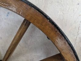 Holz Wagenräder